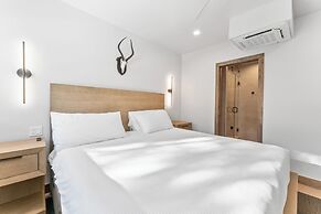 Ina's Way Townhomes, Unit C