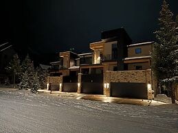 Ina's Way Townhomes, Unit C