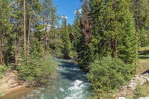 Trapper's Crossing #8780