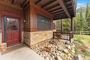 Trapper's Crossing #8780