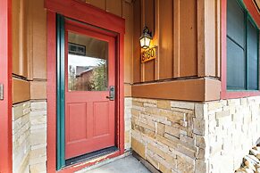 Trapper's Crossing #8780