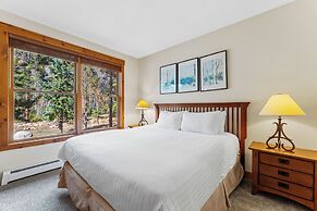 Trapper's Crossing #8780