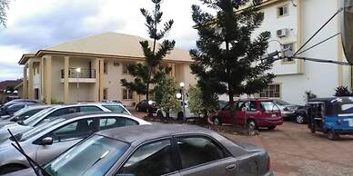 Kim Royal Hotel and Suites