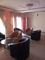 Kim Royal Hotel and Suites