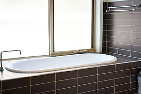 StayAU Spacious Stay Point Cook