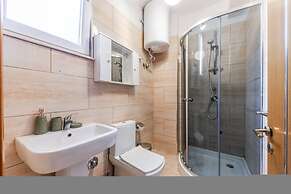 The Vibrant Hub in Shkod r