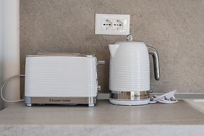 Urban Scene - Free Parking