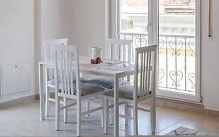 Urban Scene - Free Parking