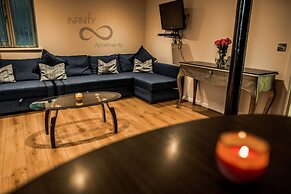 Contractor Bookers at Infinity Apartments