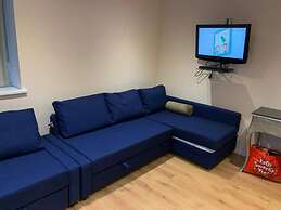 Contractor Bookers at Infinity Apartments