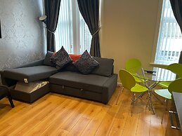 Contractor Bookers at Infinity Apartments