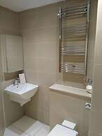 Contractor Bookers at Infinity Apartments