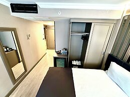 Aven Hotel
