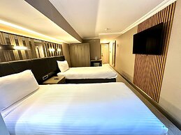 Aven Hotel