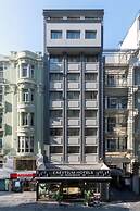 Crestium Hotel Premium Square