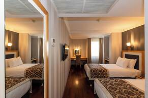 Crestium Hotel Premium Square