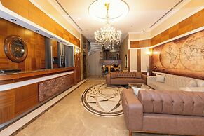 Crestium Hotel Premium Square