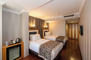 Crestium Hotel Premium Square
