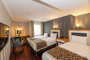 Crestium Hotel Premium Square
