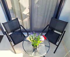 10 Apartments & Suites Athens