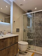 10 Apartments & Suites Athens