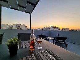 10 Apartments & Suites Athens