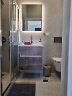 10 Apartments & Suites Athens