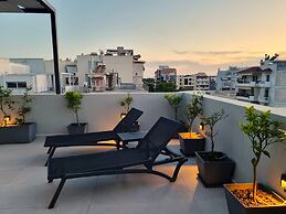 10 Apartments & Suites Athens