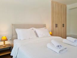 10 Apartments & Suites Athens