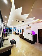 New Royal Ruby Hotel Ecity Phase 1