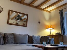Apartment in Meisberg With In-house Catering