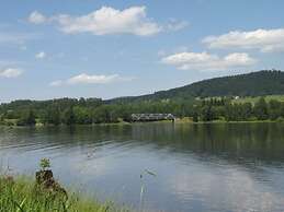 Modish Apartment in Nova Pec Near Lake