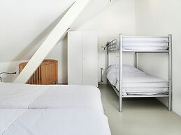 Cozy Holiday Home in Olst-wijhe With Swimming Pool
