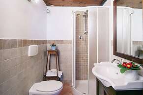 Mansion in Montefiascone With Swimming Pool