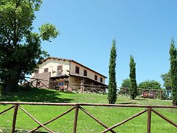 Mansion in Montefiascone With Swimming Pool
