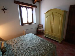 Mansion in Montefiascone With Swimming Pool