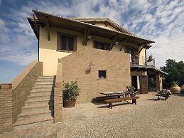 Mansion in Montefiascone With Swimming Pool