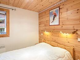 Spacious Holiday Home Near Center of Champagny