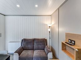 Serene Chalet in Hourtin Near Lake