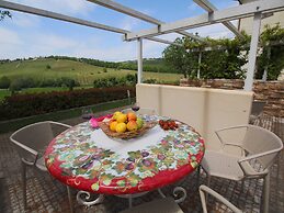 Beautiful Farmhouse in San Gimignano With Pool