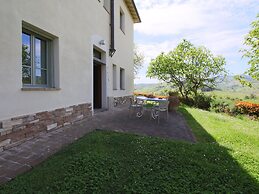 Beautiful Farmhouse in San Gimignano With Pool