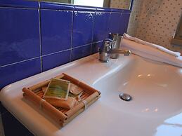 Beautiful Farmhouse in San Gimignano With Pool