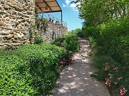 Lush Farmhouse in Umbertide With Pool