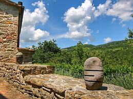 Lush Farmhouse in Umbertide With Pool