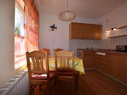 Spacious Apartment in Wieck auf dem Darb