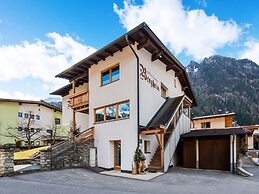 Cozy Apartment in the Heart of the Otztal