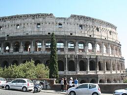 Apartment in Roma Near San Giovanni Train Station