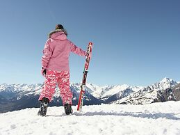 Chalet in Iselsberg-stronach Near Ski-lift