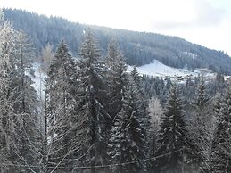 Elegant Chalet in Gerbepal in Cosy Environment