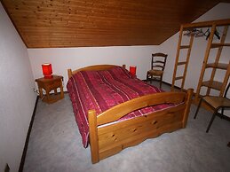Elegant Chalet in Gerbepal in Cosy Environment